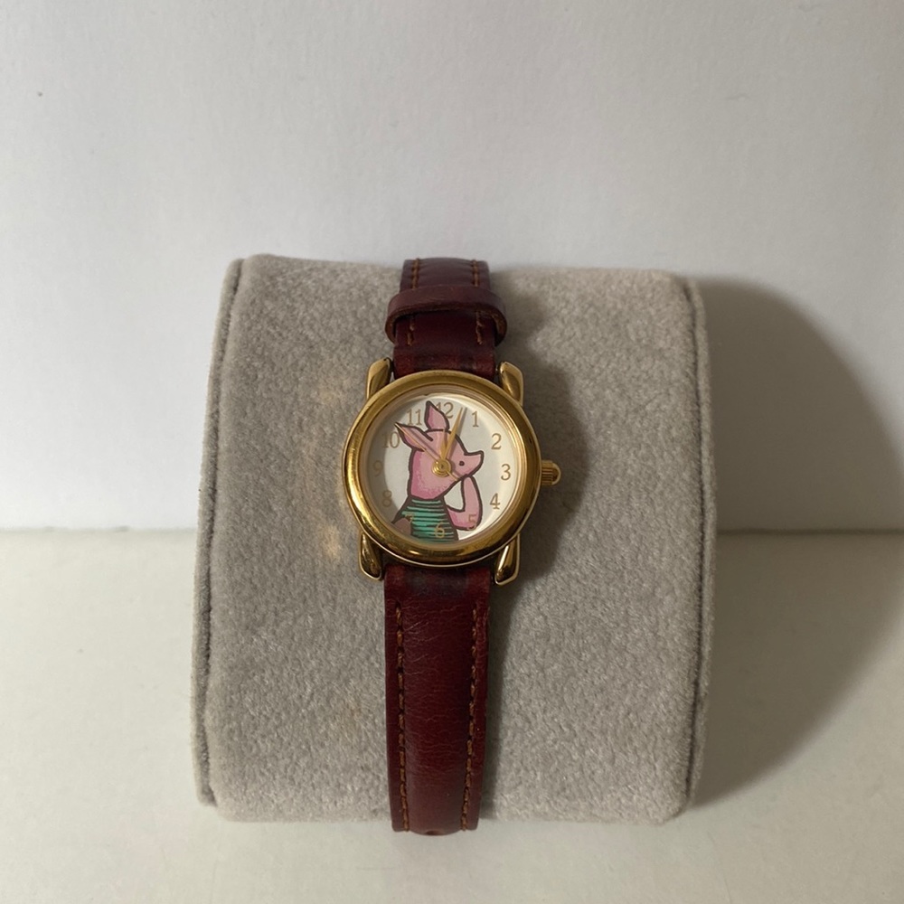 Vintage 1990's Disney Ingersoll Classic Pooh Piglet Watch
